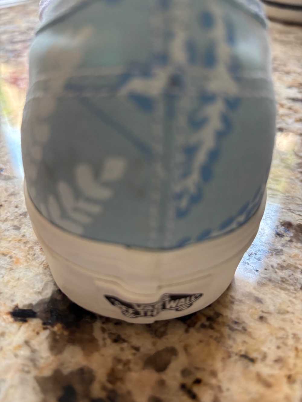 Vans - Picture 5 of 6